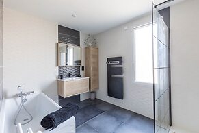 Villa in Saint-corneille With Private Jacuzzi