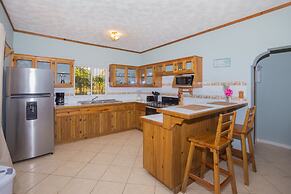 Roatan Ocean View - Ground Floor 2 Bedroom Apts