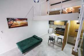 Loft's Green Island