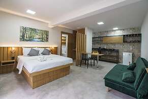 Loft's Green Island