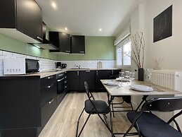Apartment in Le Mans Near Train Station
