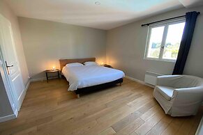 Villa With Pool in Dordogne Countryside