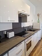 Chic & Central - Your Retreat in Le Mans