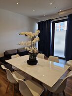 Chic & Central - Your Retreat in Le Mans