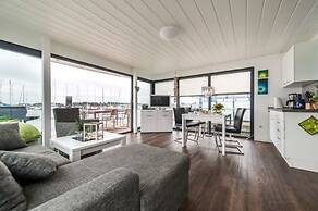 Hausboot in Barth am Barther Bodden