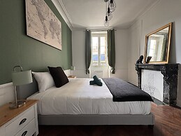 Refined Apartment With Courtyard in La Mans