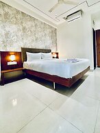 Hotel StayBird - Cove Kharadi