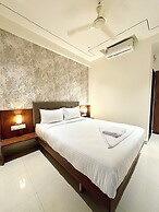 Hotel StayBird - Cove Kharadi