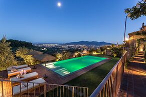 Tuscan Farmhouse With Infinity Pool Retreat