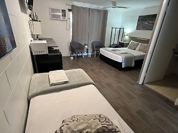 Spanish Lace Motor Inn