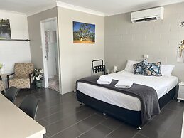 Spanish Lace Motor Inn