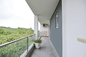 Fabhotel The Prime Land