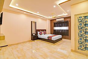 Fabhotel Bn Palace