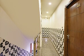 Fabhotel Blue Bell
