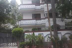 Fabhotel Noida Dreamz