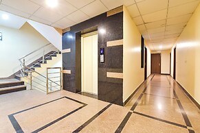 Fabhotel The Grand Manmuralidhar