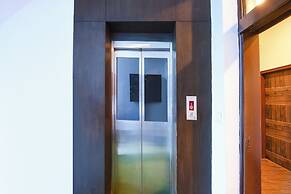 Fabhotel Harnoor House