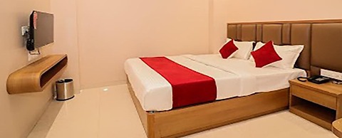 FabExpress Ascent Star Inn