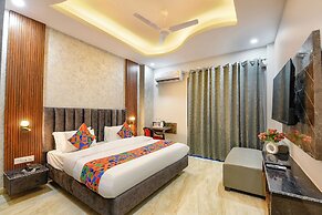 Fabhotel Comfort N Stay