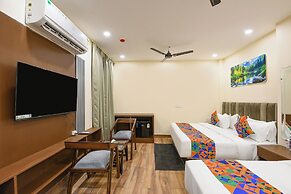 Fabhotel Angel Pink The Premium