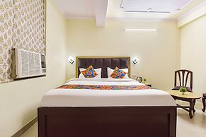 Fabhotel Silver Stay 04