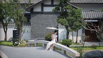 MOONRISE HOTELS & RESORTS