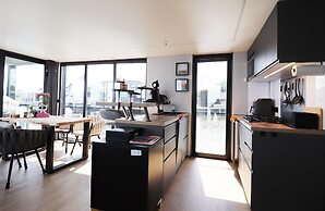 Houseboat With Sauna and Fantastic View