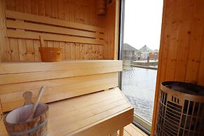 Houseboat With Sauna and Fantastic View
