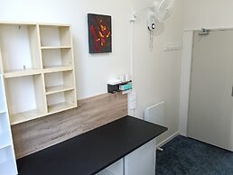 Oceanic Hostel