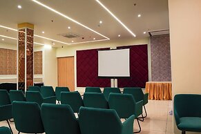 ACR Luxury Hotel