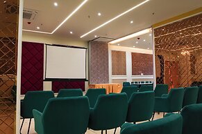 ACR Luxury Hotel