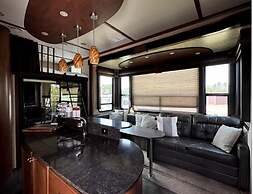 Prairie Junction Cabins Stettler