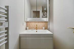 Chic 2br/4p Apartment - Saint-tropez Lices