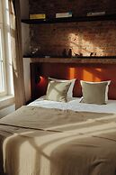 A Place - Leeuwenstraat 20