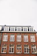 A Place - Leeuwenstraat 20