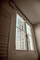 A Place - Oude Koornmarkt 1