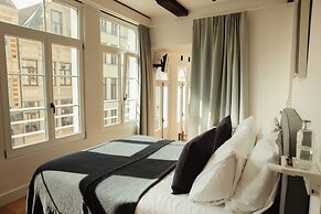 A Place - Oude Koornmarkt 1