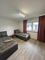 Apartamenty Max House