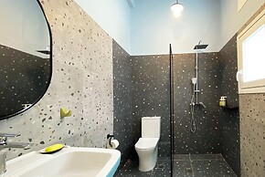 Live in Athens PANGRATI Fine Residence