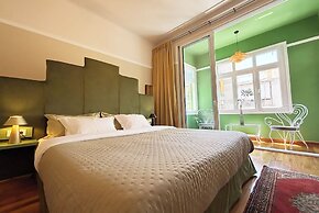 Live in Athens PANGRATI Fine Residence