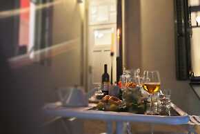 Live in Athens PANGRATI Fine Residence