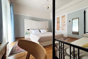 Live in Athens PANGRATI Fine Residence