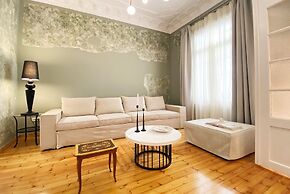 Live in Athens PANGRATI Fine Residence