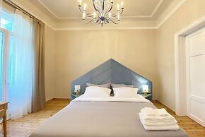 Live in Athens PANGRATI Fine Residence