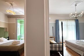 Live in Athens PANGRATI Fine Residence