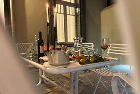 Live in Athens PANGRATI Fine Residence