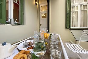 Live in Athens PANGRATI Fine Residence
