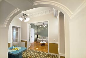 Live in Athens PANGRATI Fine Residence