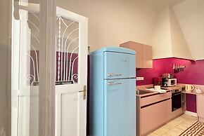 Live in Athens PANGRATI Fine Residence
