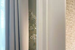 Live in Athens PANGRATI Fine Residence